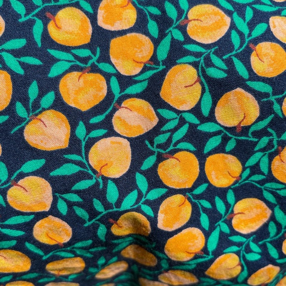 Mens J.Crew Outlet short sleeve button up shirt, w/chest pocket. Peach Print XL - Picture 2 of 7